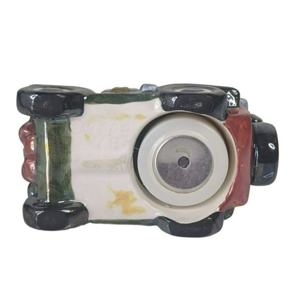 2004 Santa in a Car Porcelain Christmas Ornament - Picture 5 of 5